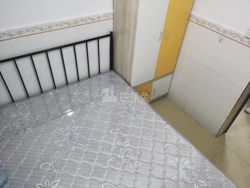 上步前街二巷4号9685939卧室图3