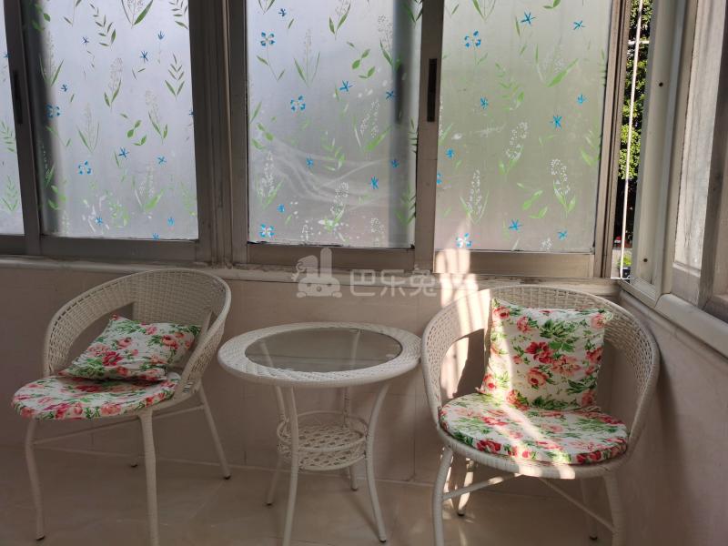 松园南小区9688610客厅图5