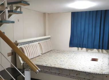 皓舍公寓（凤凰店） 1室0厅0卫