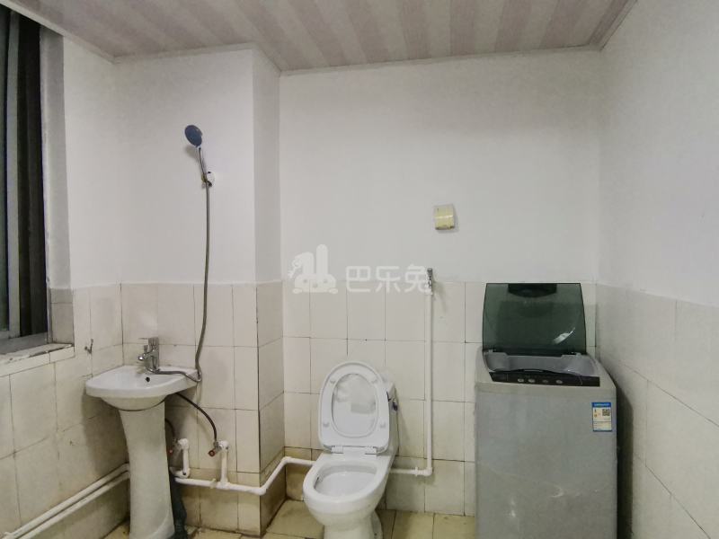 海尚逸苑东区5070413卫生间图10