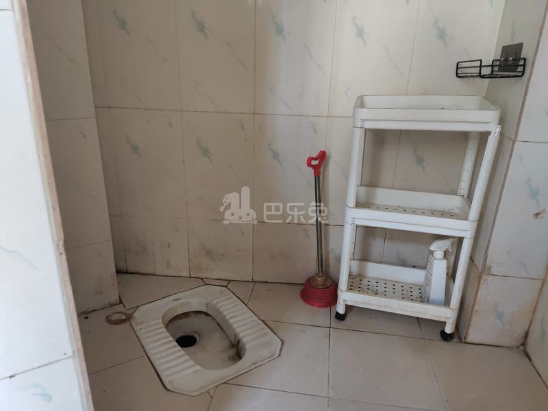 植村二路十八巷1号9699338卧室图4