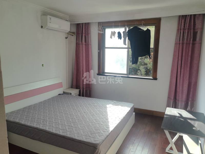 新青浦花苑2区9706553卧室图0