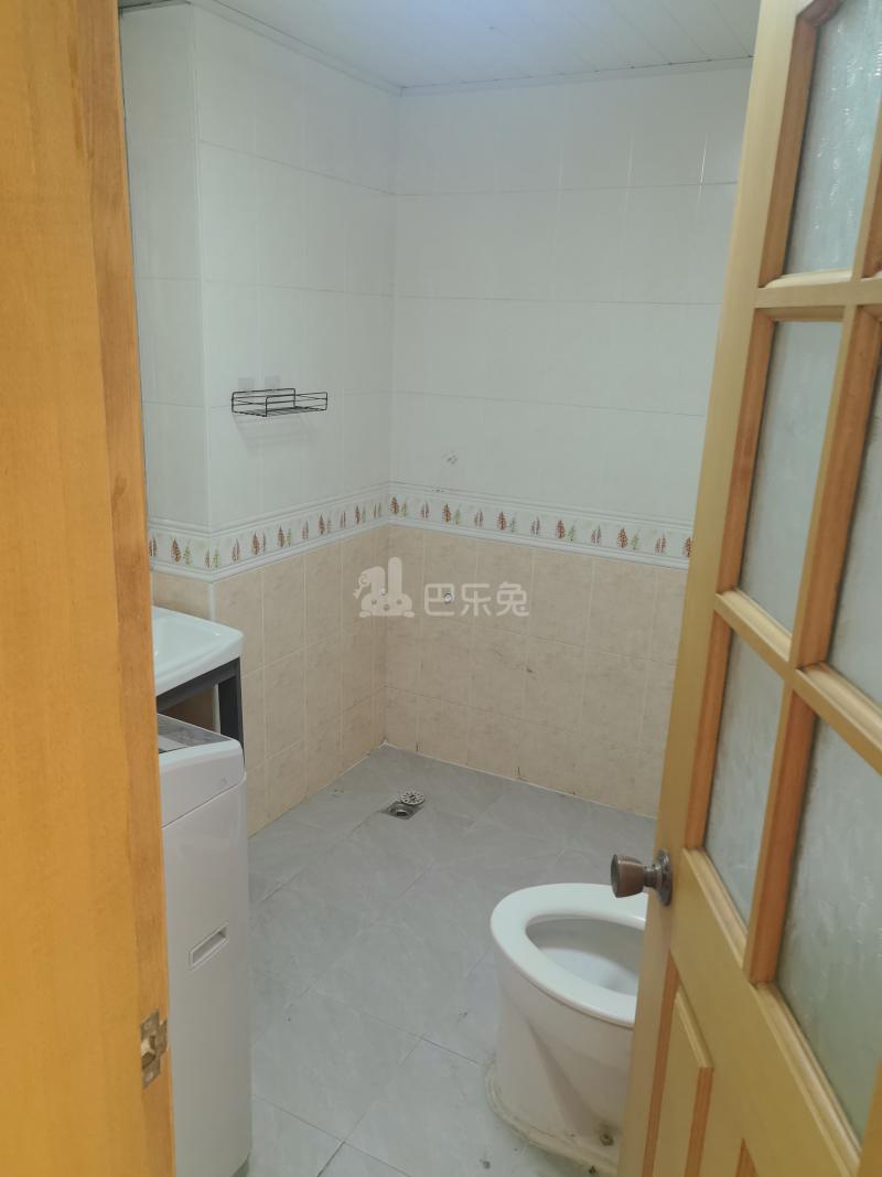 新青浦花苑2区9706553卫生间图8