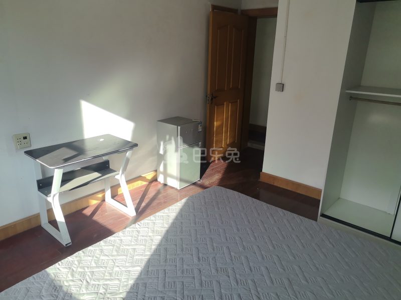 新青浦花苑2区9706553卧室图3