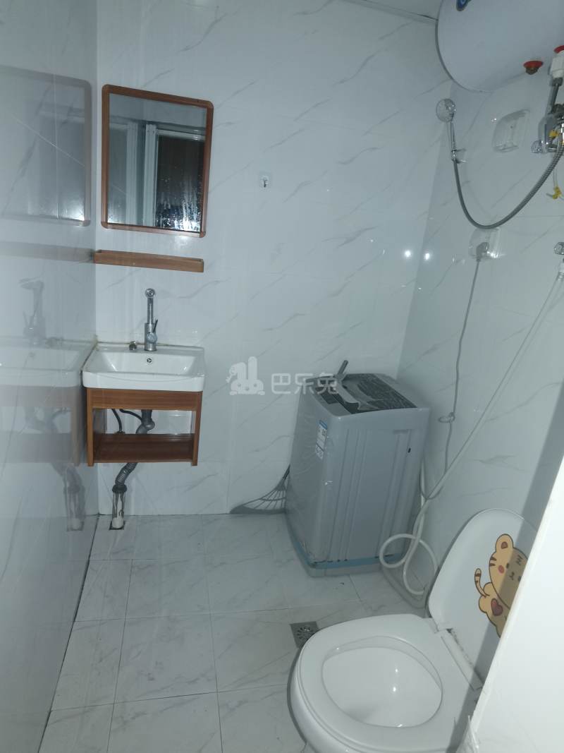 海潮雅园一园9722969卫生间图4