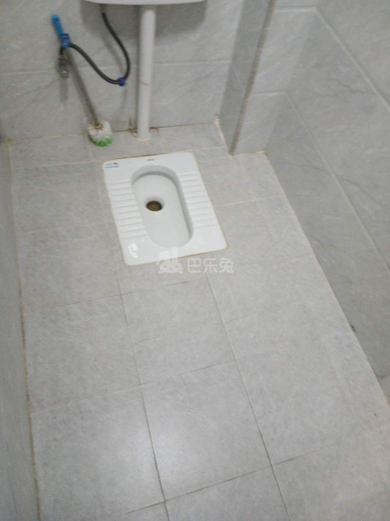 黄边福门北六巷32号9726876卫生间图5