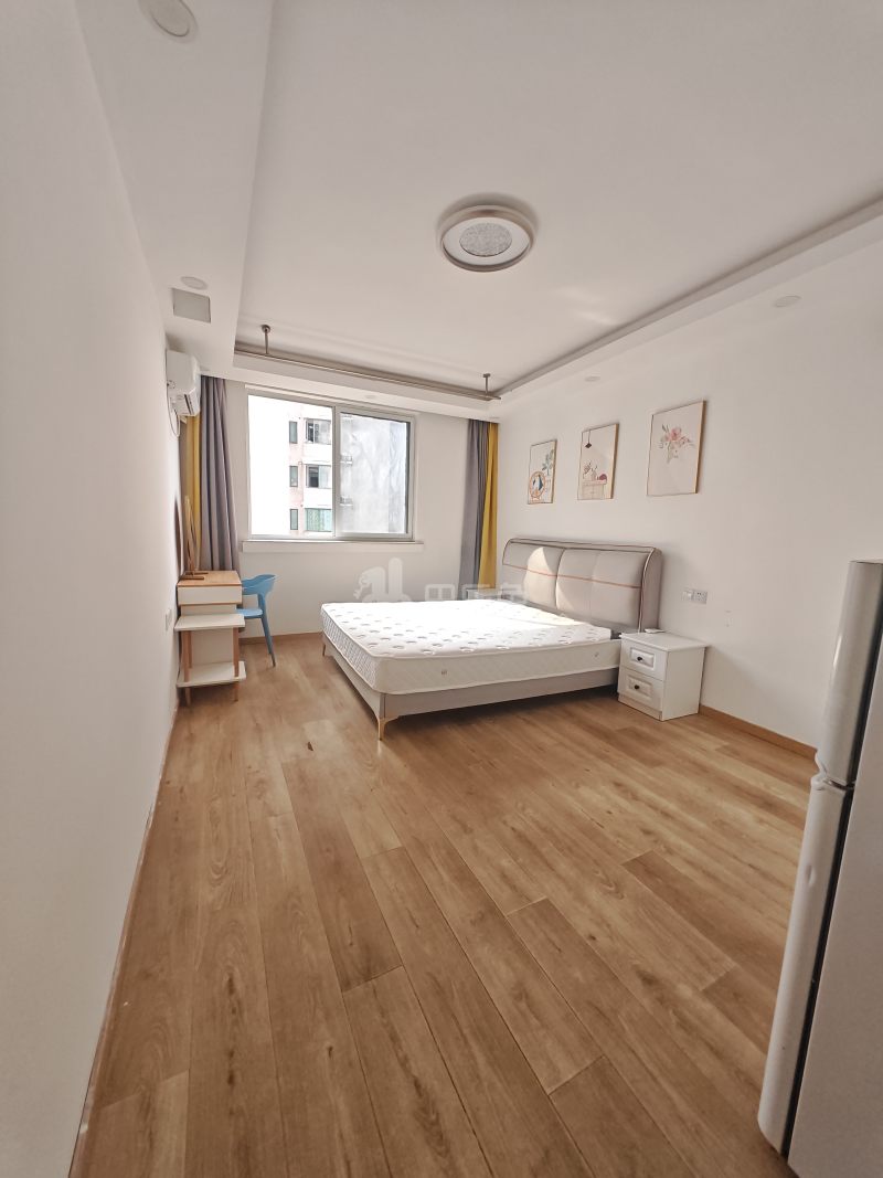 虹口商城973971卧室图3