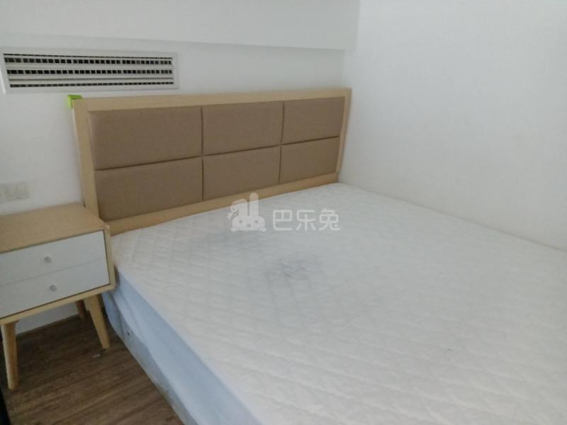 绿地旭辉城9740230卧室图1