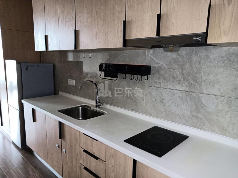 绿地旭辉城9740230厨房图5