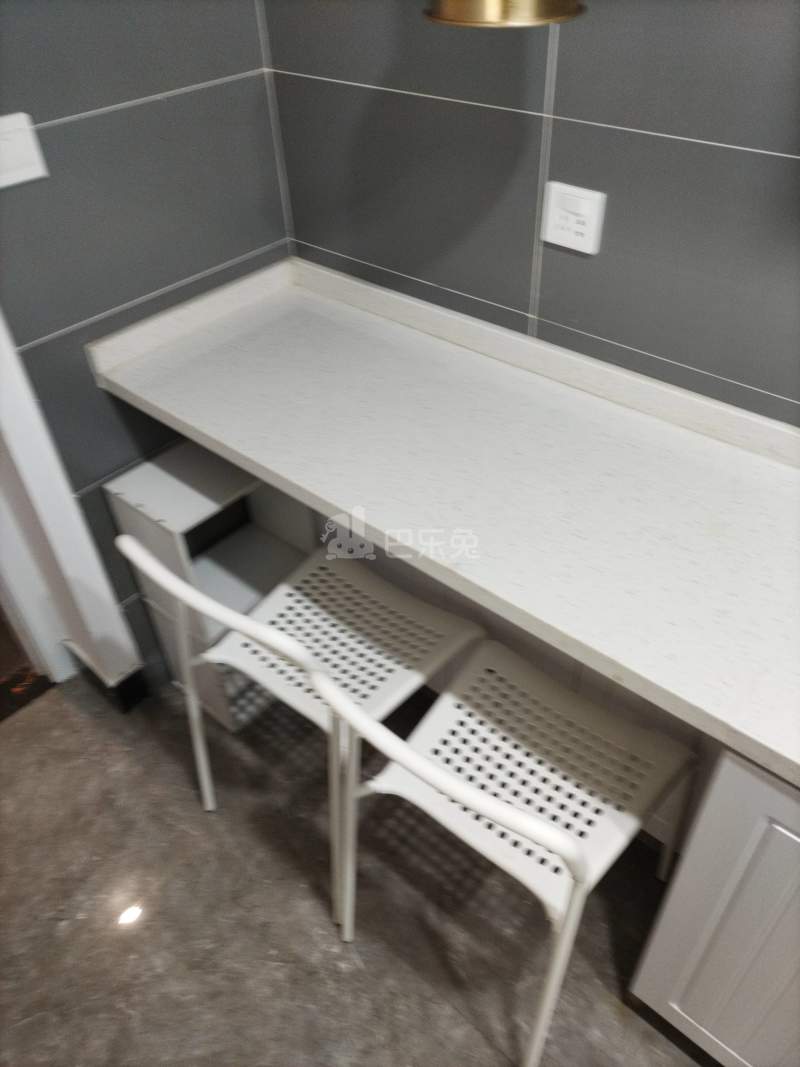 金桥一景丽苑西区9740658客厅图4