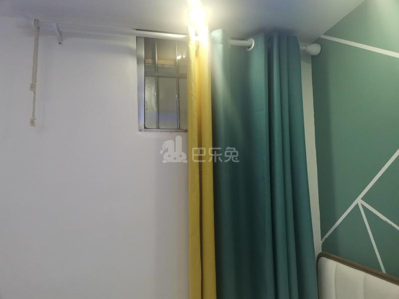 钱塘名都9754615卧室窗户图7