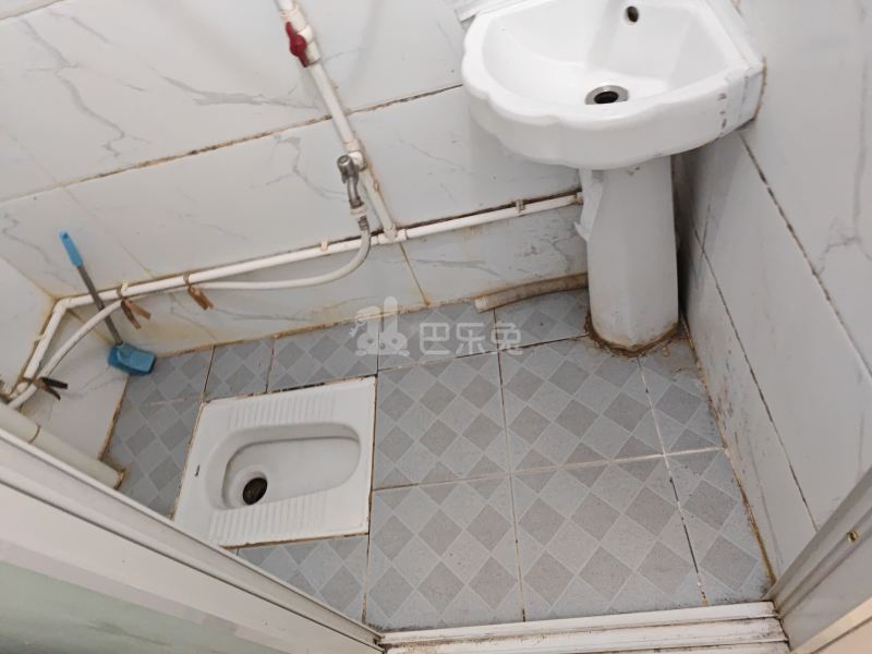 大新水产宿舍楼9756395卫生间图4