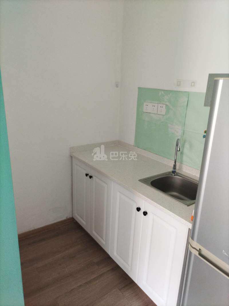 太平家园9757785厨房图4