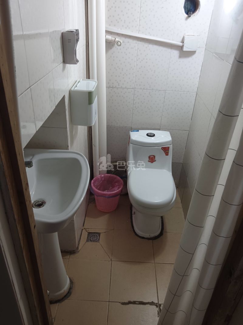 锦秋花园十期975391卫生间图7