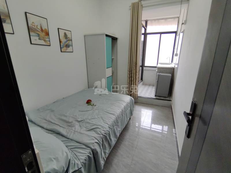 农行后院9766584卧室图0