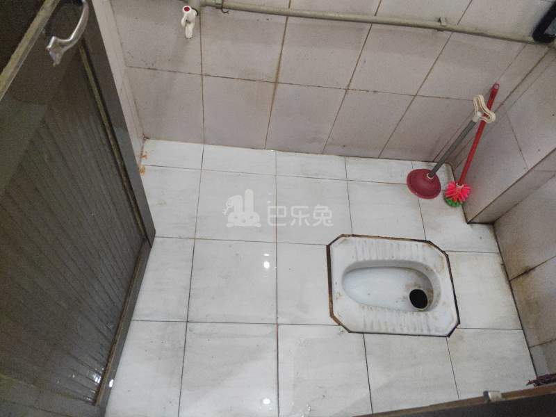 东约大街东五巷32号9770717卫生间图6