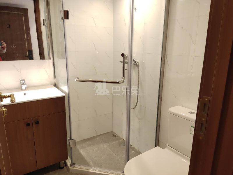 西投滨江五幸银座9775139卫生间图7