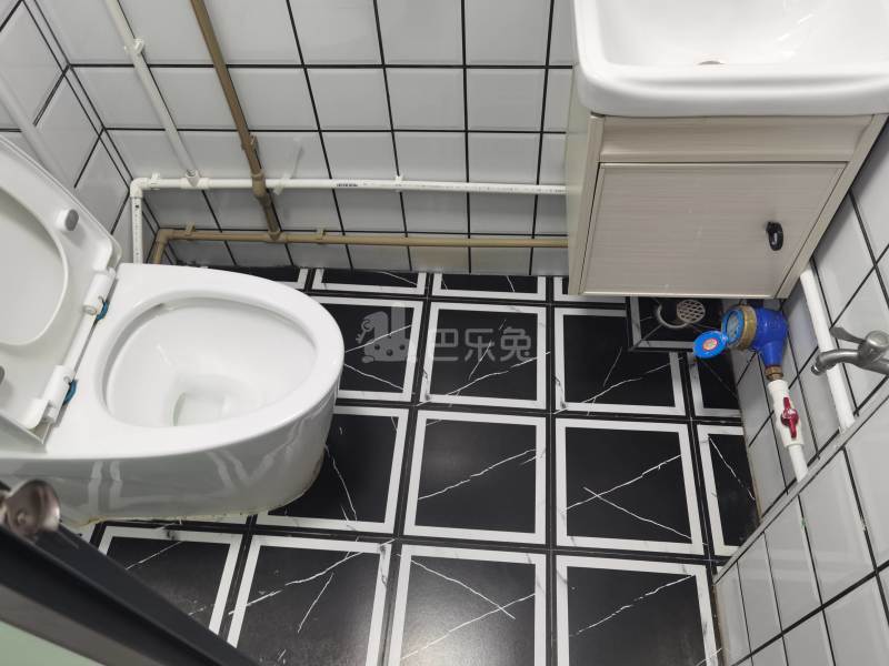 上社圩路二巷9号9777492卫生间图5