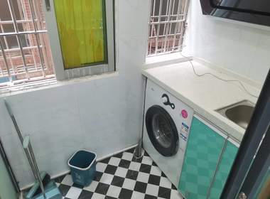 莲溪里大街三横9号 1室0厅1卫