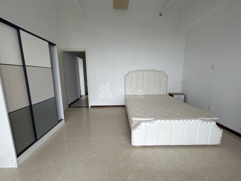 光华时代蓝钻（花溪公园里）9784736卧室图2