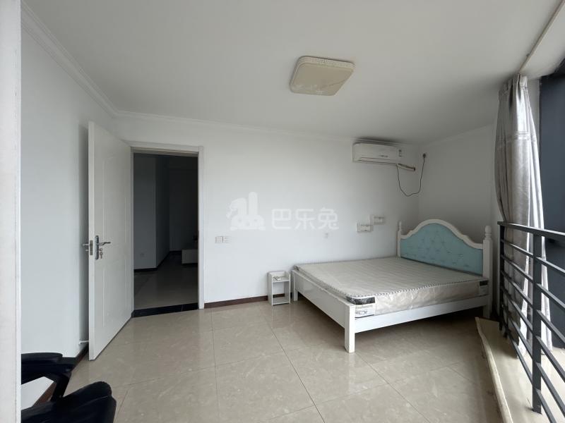 光华时代蓝钻（花溪公园里）9784736卧室图4