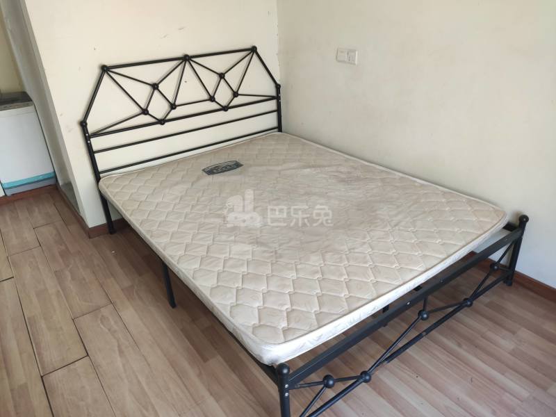 礼绿路一巷16号9786015卧室图5