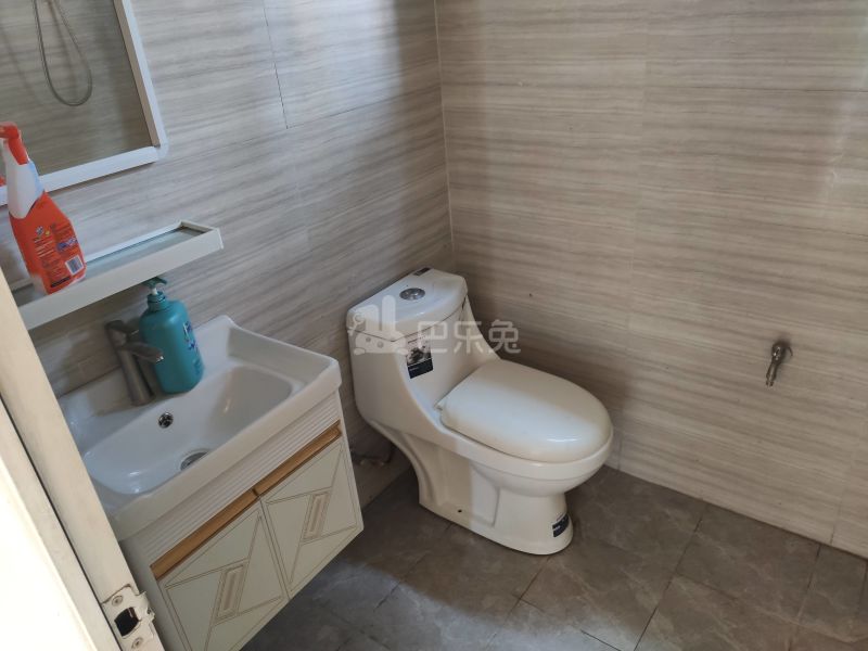 礼绿路一巷16号9786015卫生间图11