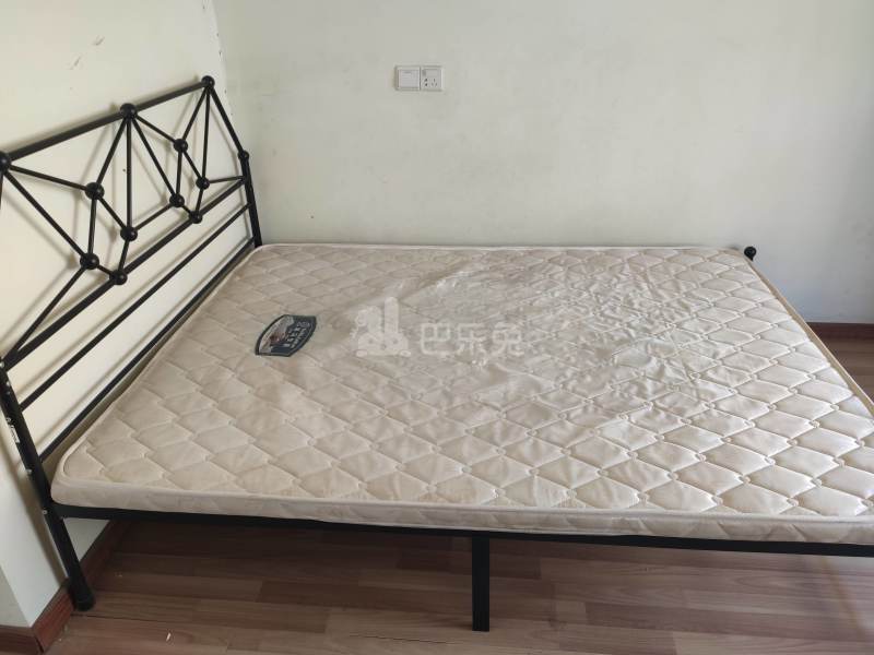 礼绿路一巷16号9786015卧室图4