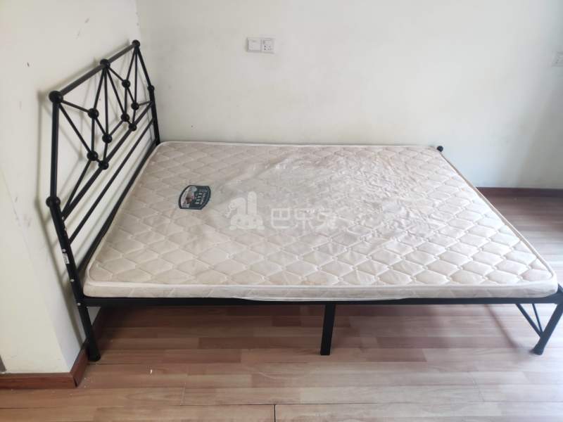 礼绿路一巷16号9786015卧室图1