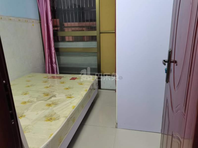 百悦租房（大石富山路43号）9799781卧室图0