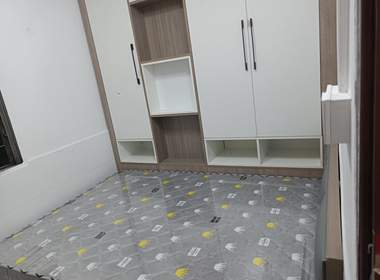 南镇大街三巷19号 1室1厅1卫