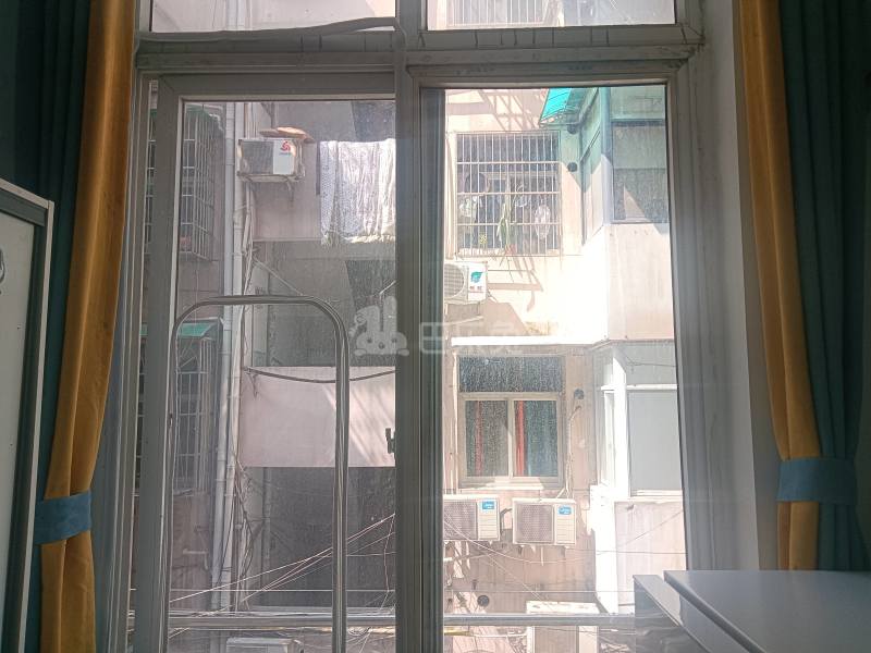城北商贸园（温州村）9808018卧室窗户图6