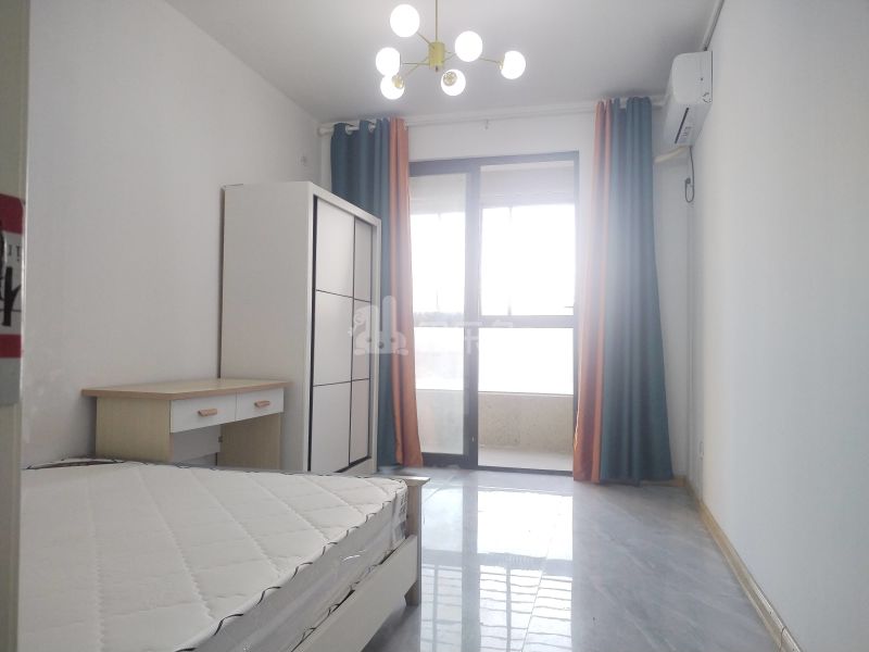 旭东景苑9816423卧室图0