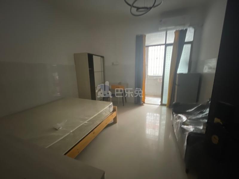 北约上街一巷9号9829389卧室图2