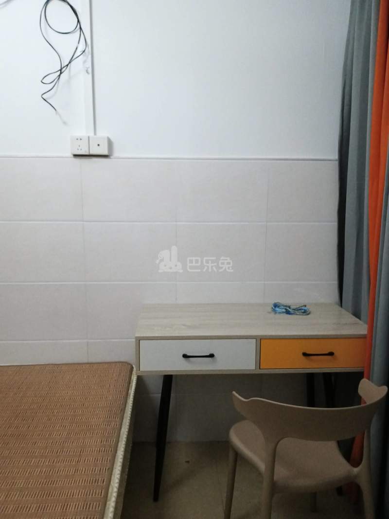 北约上街一巷9号9829443卧室图1