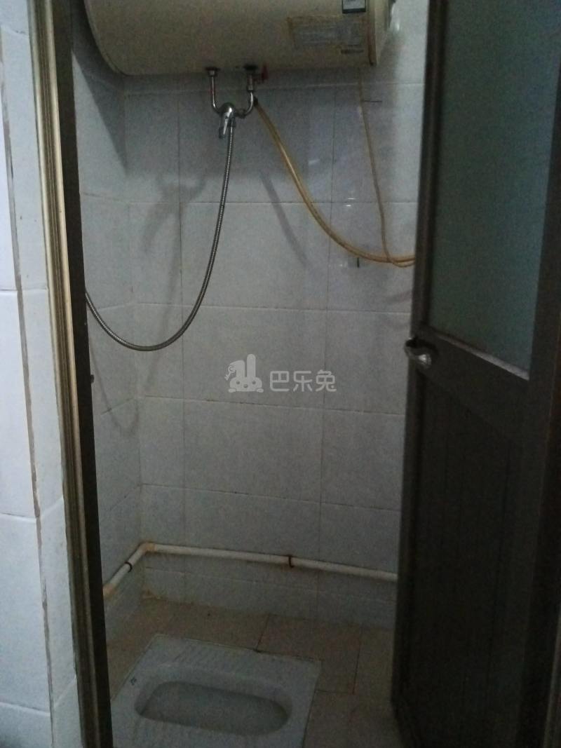 北约上街一巷9号9829443卫生间图7