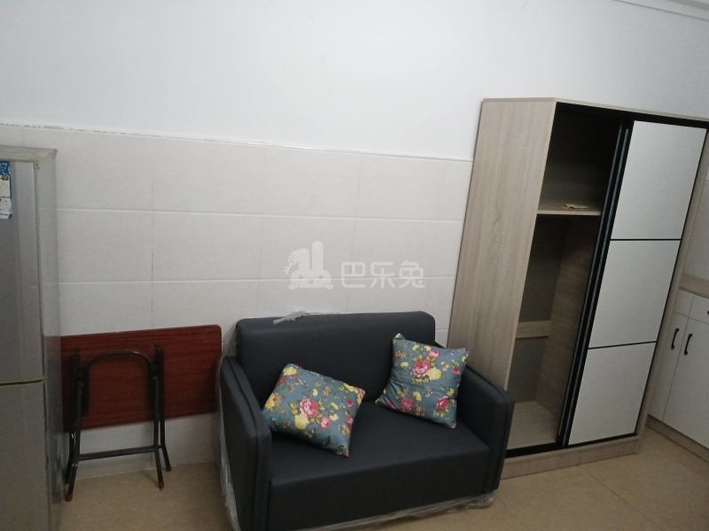 北约上街一巷9号9829443客厅图4