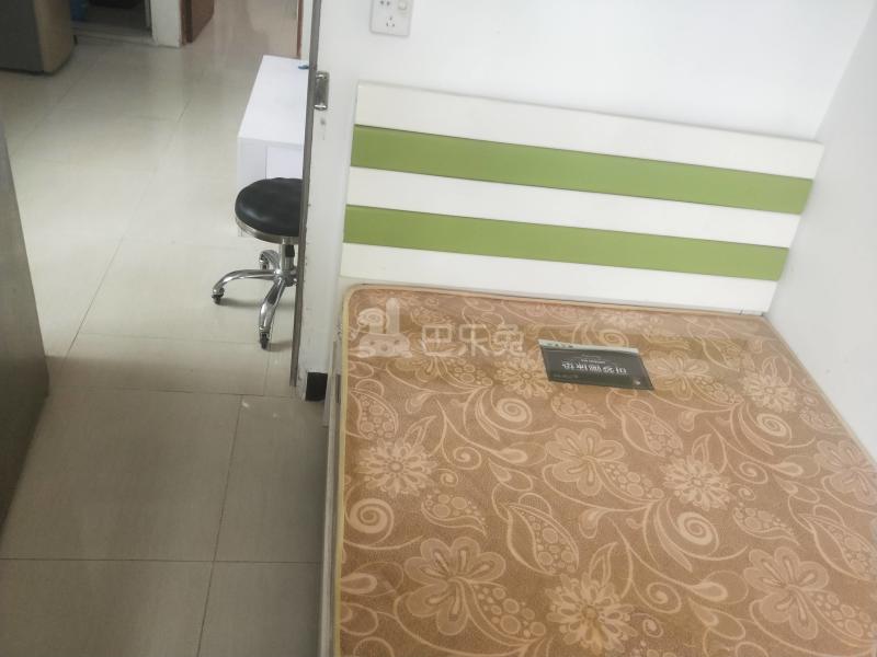 嘉豪公寓（望岗杨村园街27号）9830317卧室图2