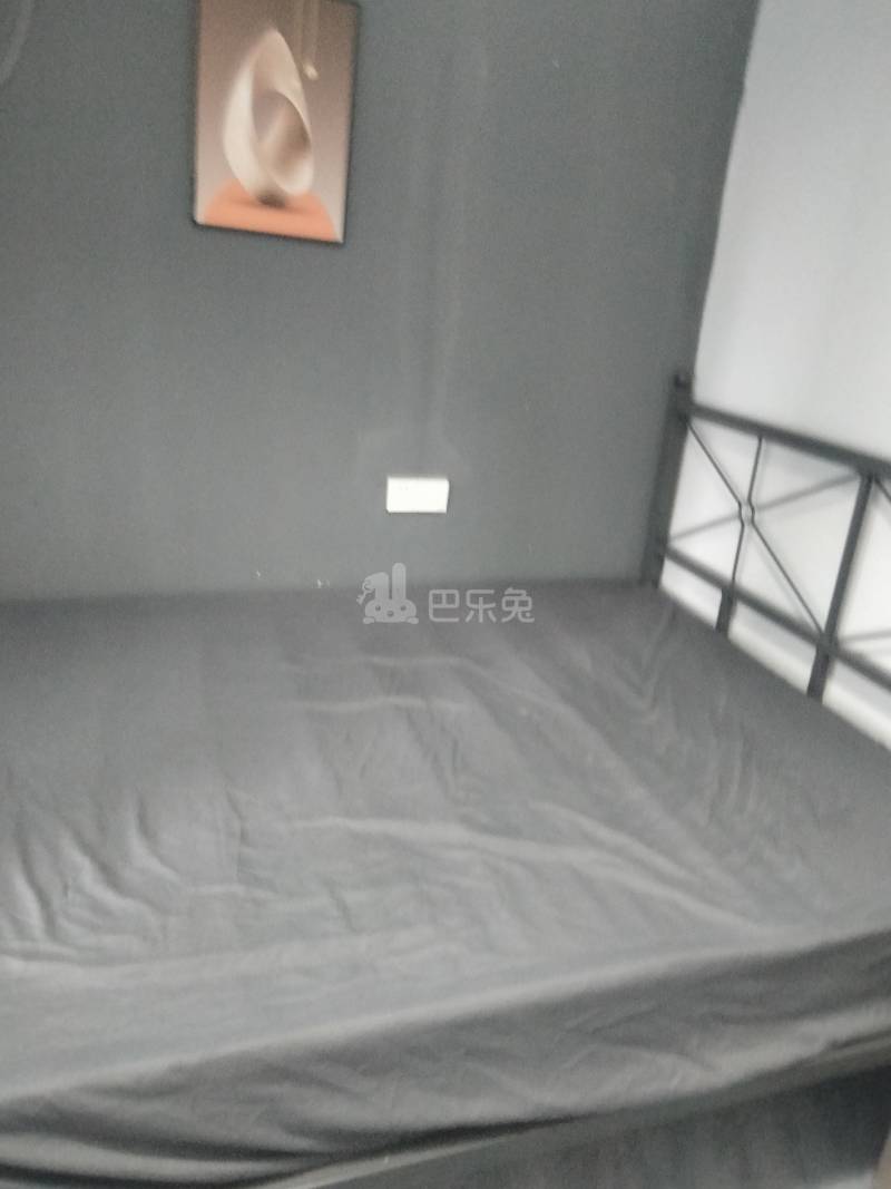 东海水景城领翔阁9838698卧室图2