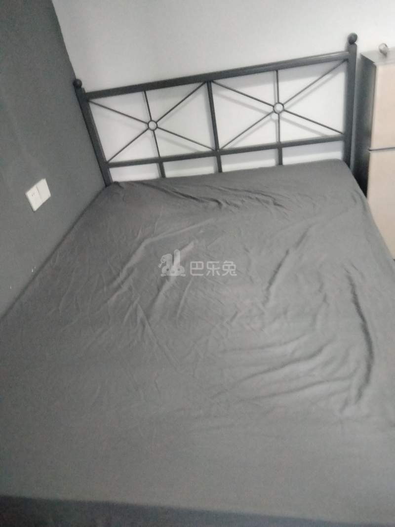 东海水景城领翔阁9838698卧室图3