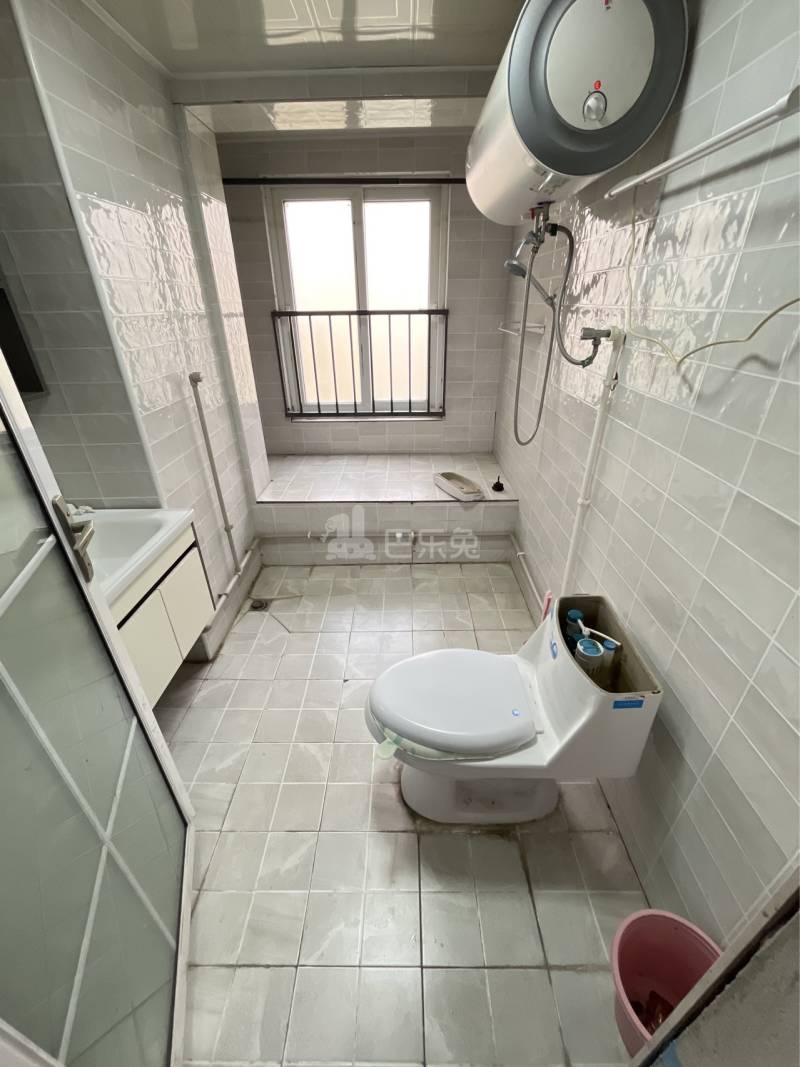 象屿都城怡园9856175卫生间图7