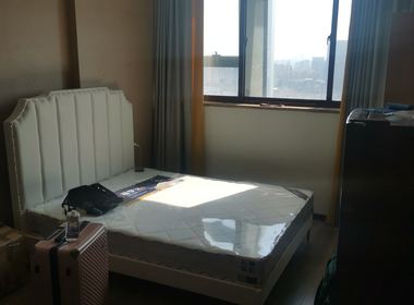 福雷德艾肯金座 1室1厅1卫