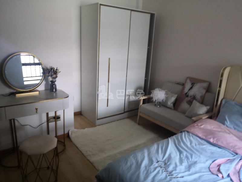 圣苑小区9858387卧室图1