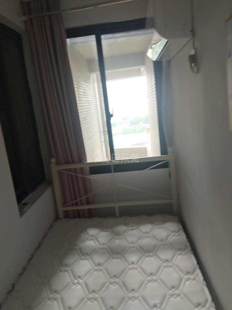 圣苑小区9858391卧室图2