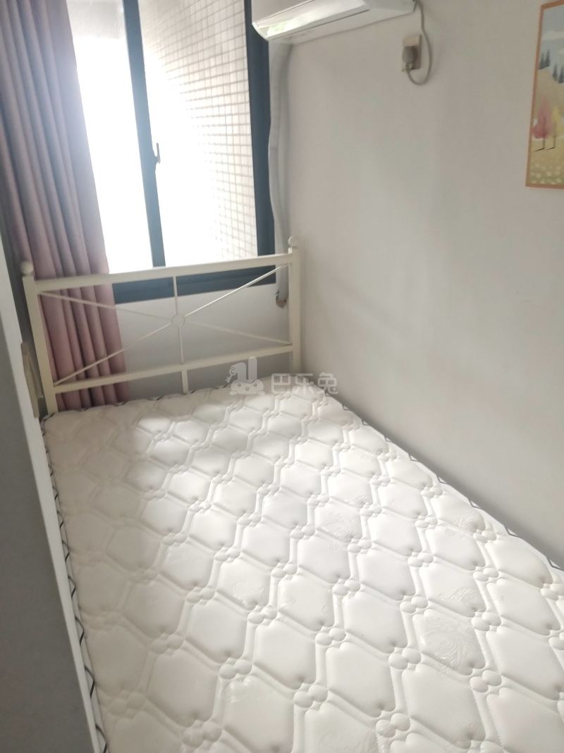 圣苑小区9858391卧室图1