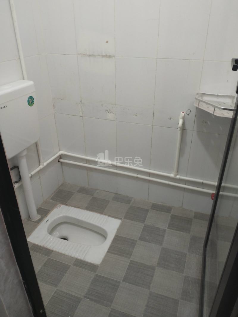 礼村西路13号之三9858833卫生间图5
