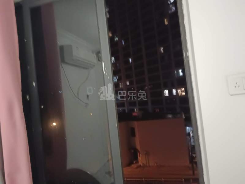 海潮雅园三园9864531卧室窗户图8