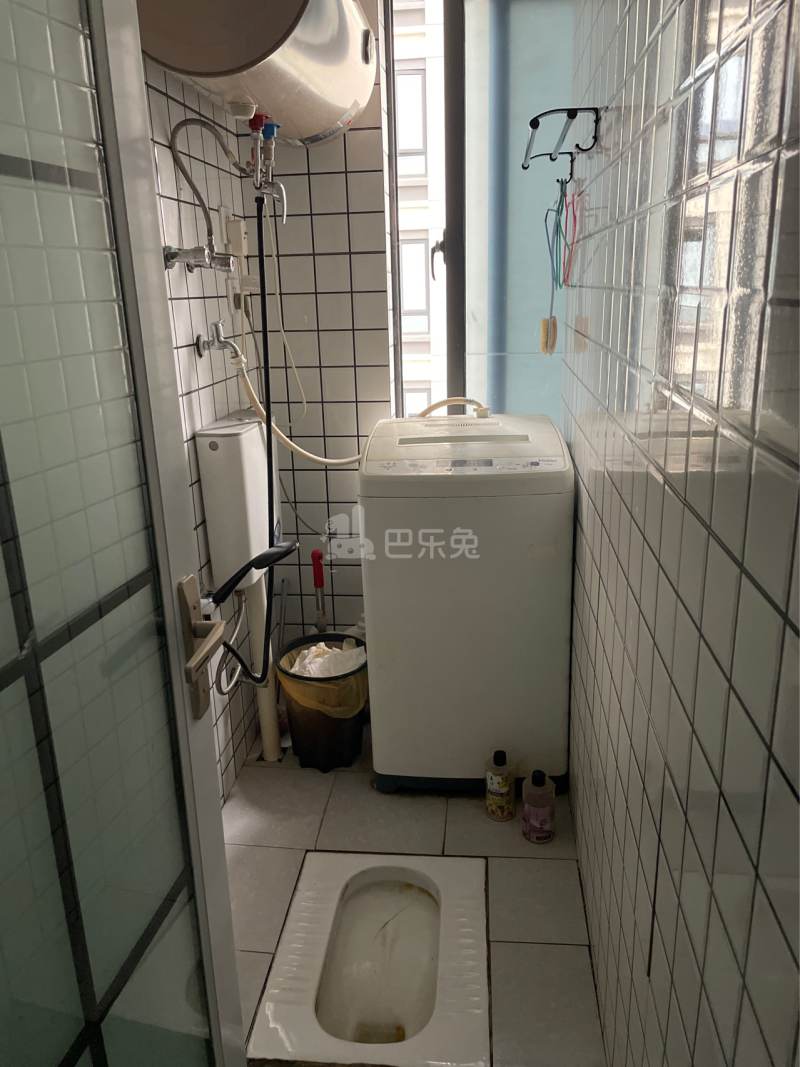 海潮雅园三园9864531卫生间图4