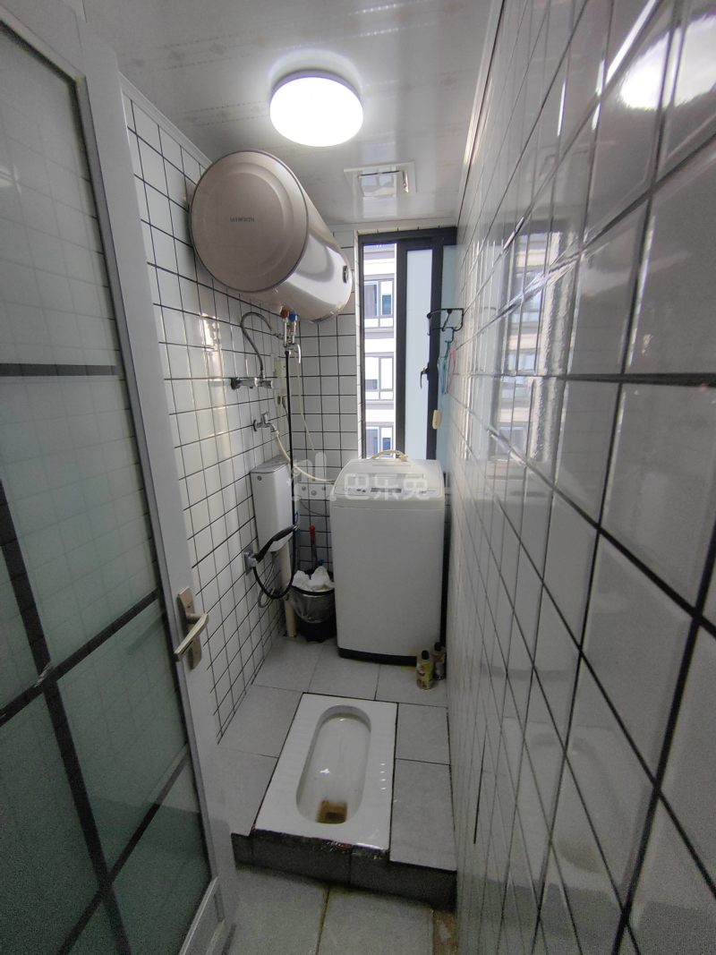 海潮雅园三园9864531卫生间图5