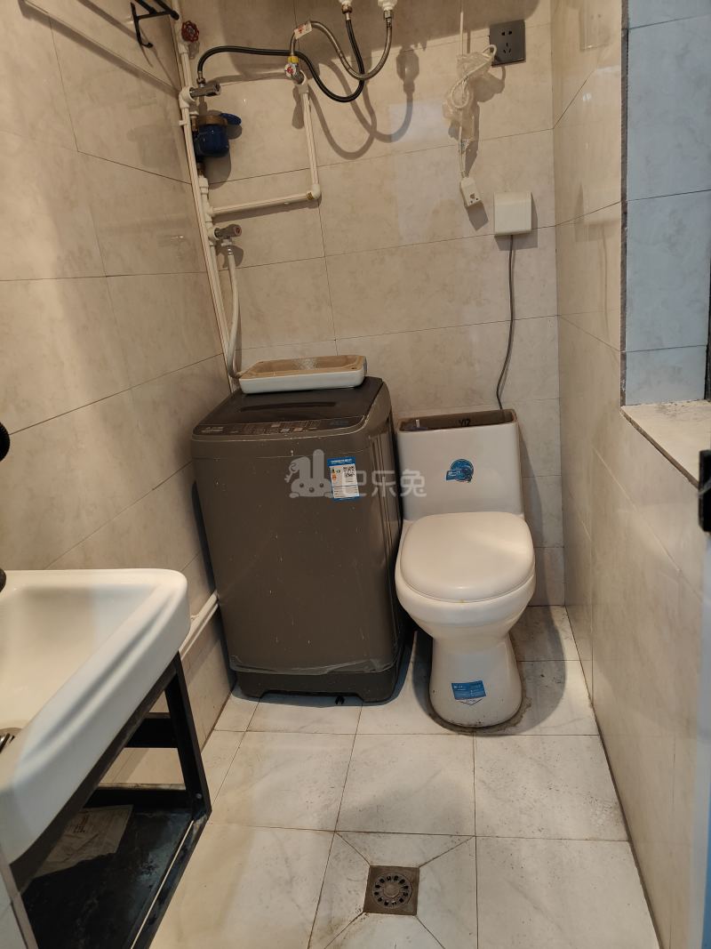 万城杭宁府9872501卫生间图4